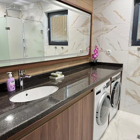 Luxury Sea - Kabalan 布尔加斯